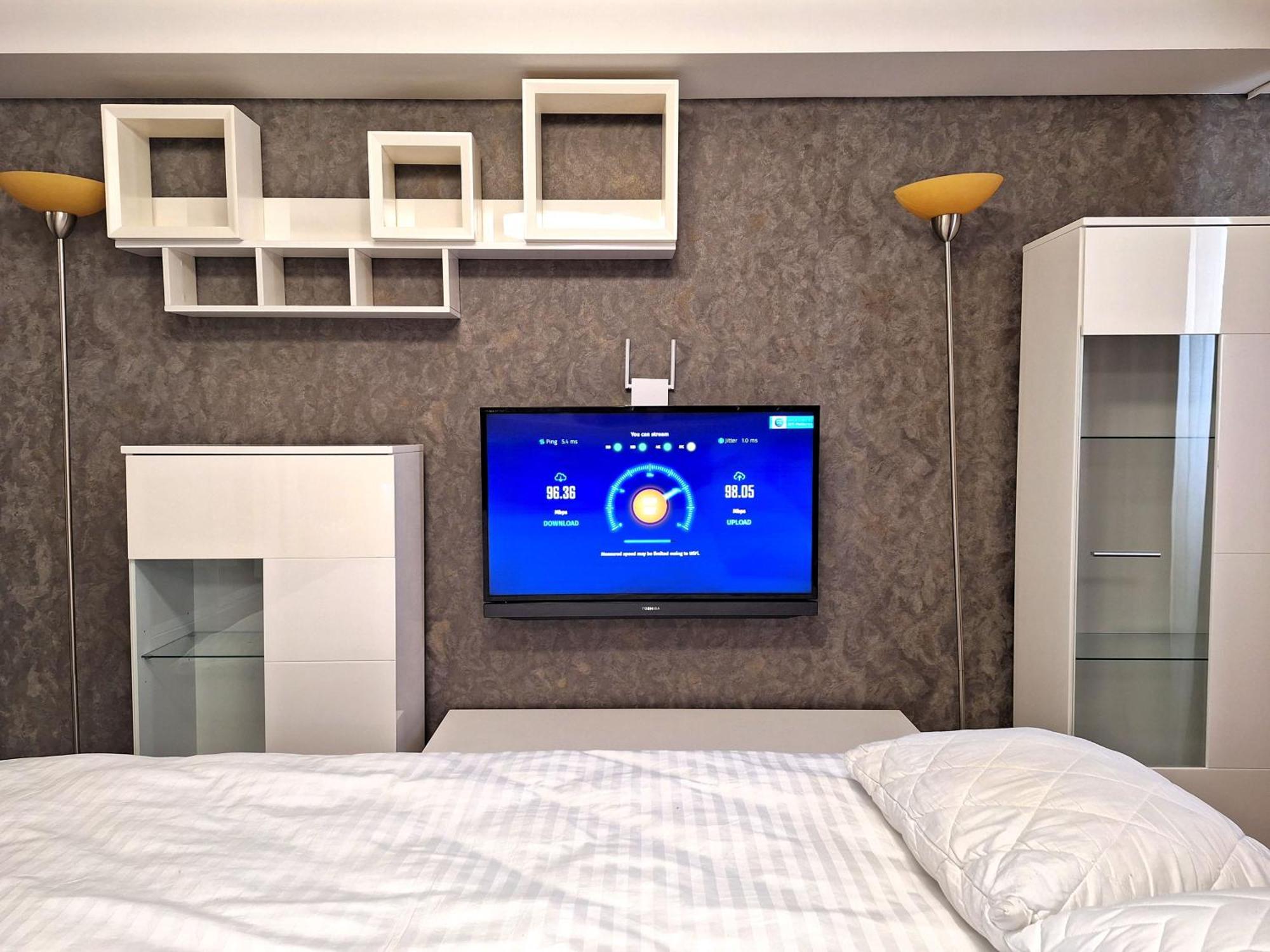 Найбільше Ліжко У Полтаві Мережа Alex Apartments Цілодобово Безконтактне Заселення Poltava Esterno foto